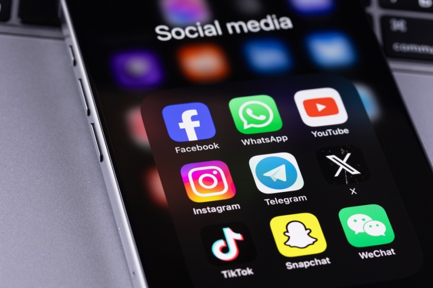Social media settings you need to boost your child's safety online Social media privacy settings for children's online safety